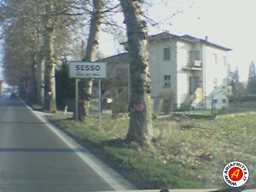 Eccovi arrivati a SESSO, in provincia di Reggio Emilia. (foto fatta col cell)