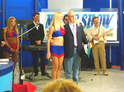 Silvia Pasin e Silvano Silvi nella presentazione iniziale della puntata.